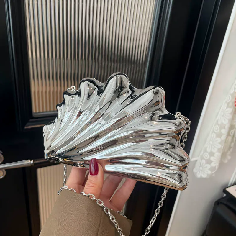 Acrylic Wings Shell by Fasshonista
